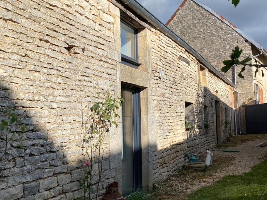 Gite L'Atelier D'Emile Baigneux-les-Juifs Buitenkant foto